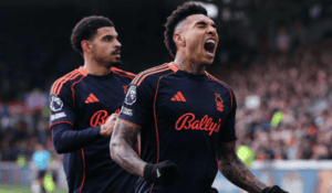 ฟอเรสต์บุกชนะเบรนท์ฟอร์ด 2-0 หนีโซนตกชั้นเพิ่ม “หายใจโล่ง” 5 แต้ม